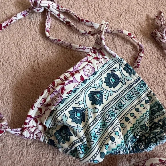 Billabong bikini - Picture 2 of 3